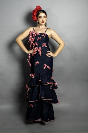 Vestido flamenca tela vaquera y lazos