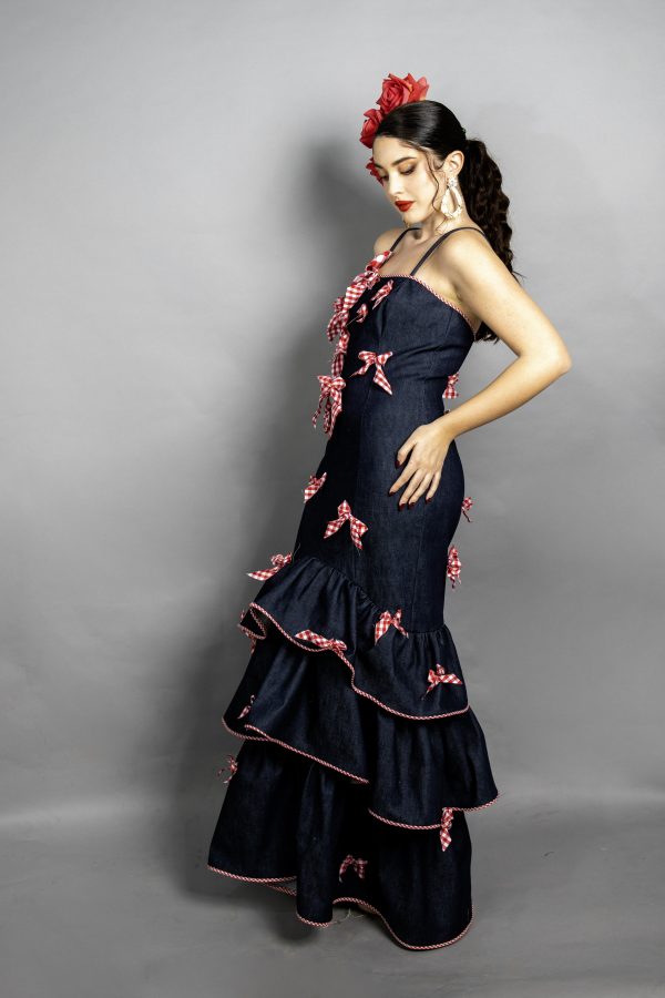 Vestido flamenca tela vaquera y lazos